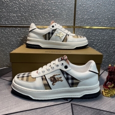 Burberry Low Shoes